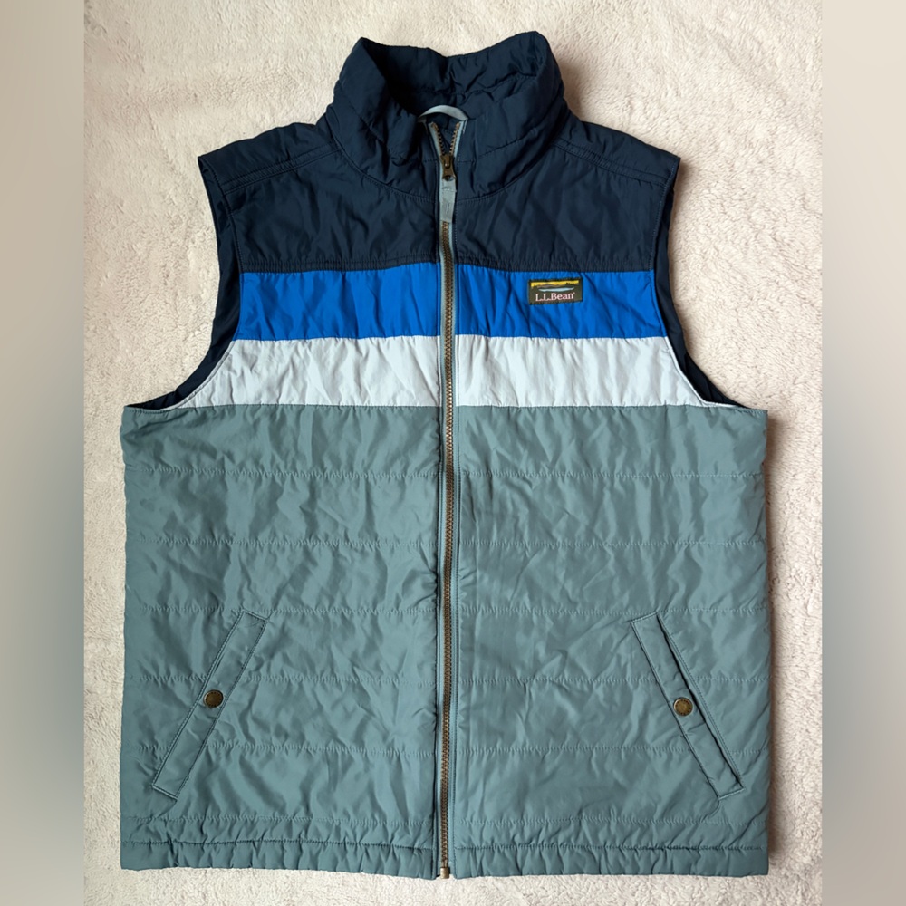 L.L. Bean Mountain Classic Navy and Blue Puffer Vest Men Size Medium